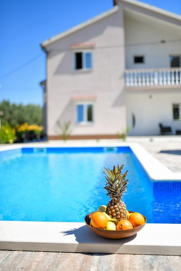 Pool House Luka Apartment Zadar Bagian luar foto