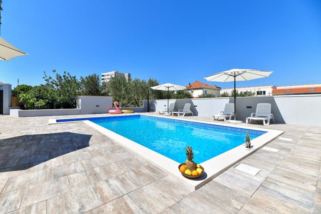 Pool House Luka Apartment Zadar Bagian luar foto