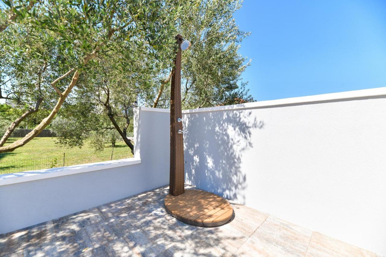 Pool House Luka Apartment Zadar Bagian luar foto