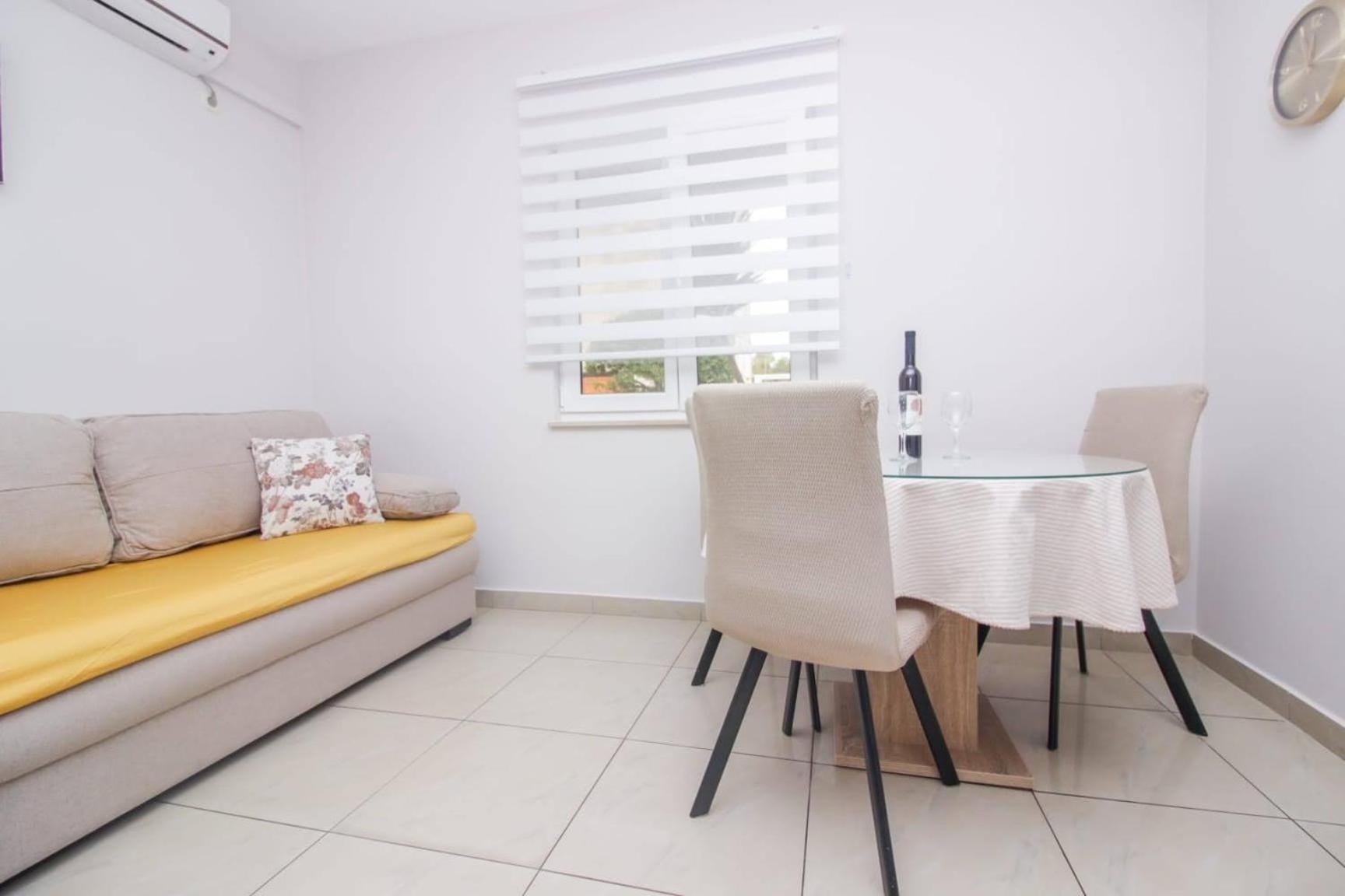Pool House Luka Apartment Zadar Bagian luar foto
