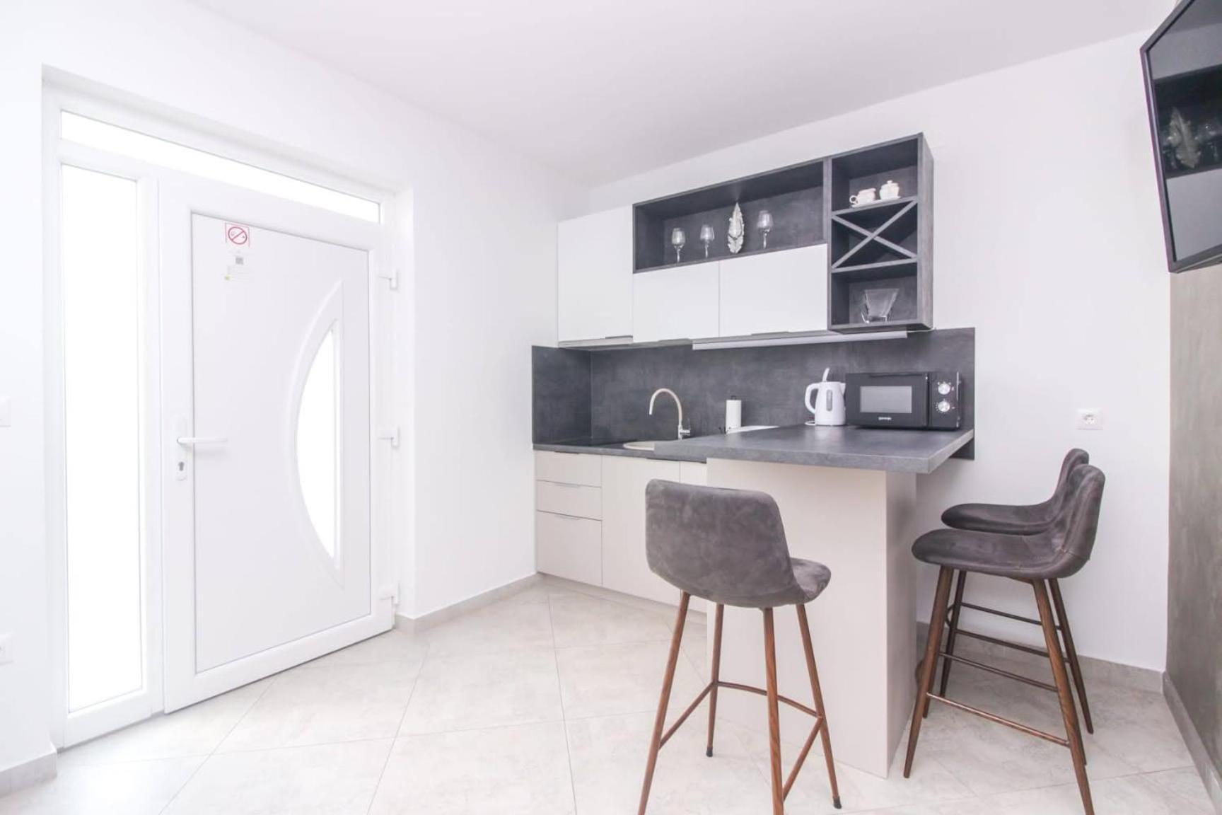 Pool House Luka Apartment Zadar Bagian luar foto